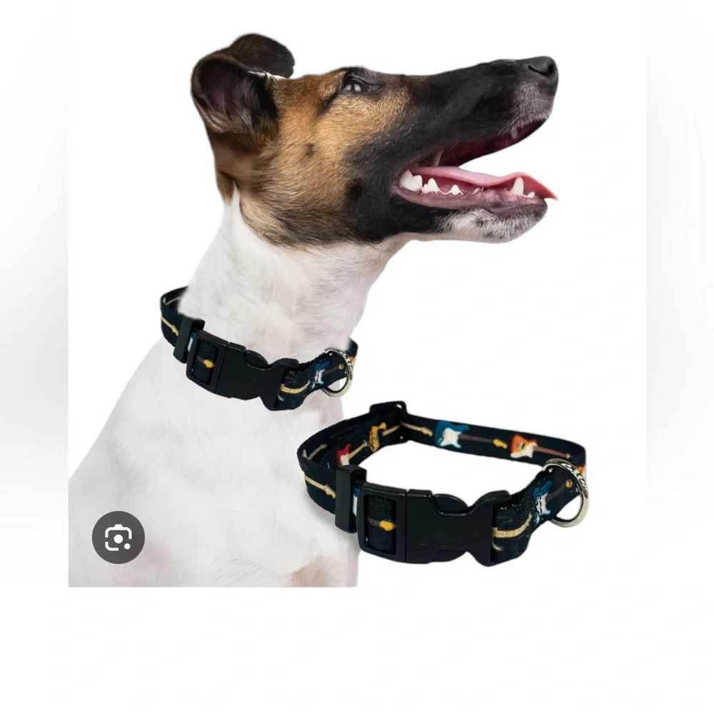 Fender Guitar Adjustable dog collar, Medium, NWT